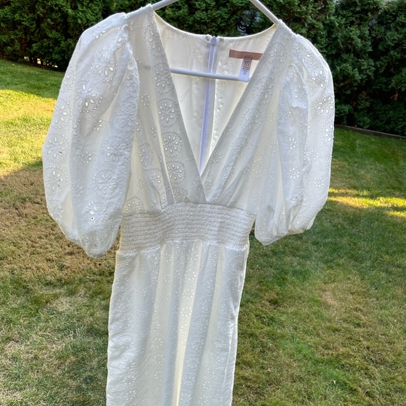 Beautiful Anthropologie Jumpsuit! Barely worn - mostly for meditations - Picture 6 of 6